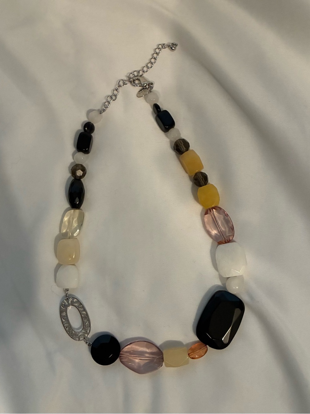 Lia Sophia Multicolor Chunky Beaded Statement Necklace Black Pink Yellow